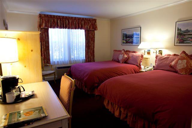 Elm House Inn Napa Room photo